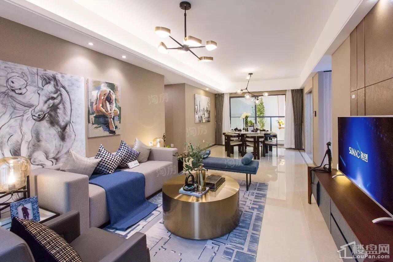 融创月湾首府样板间