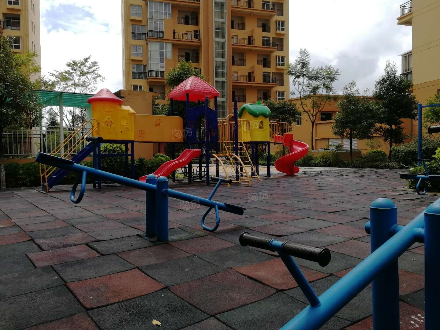 凯旋怡景实景图