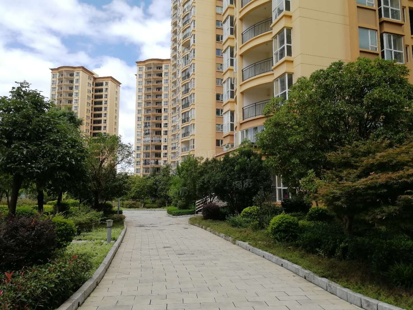 凯旋怡景实景图