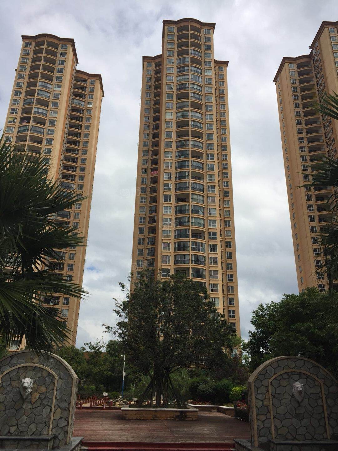 凯旋怡景实景图