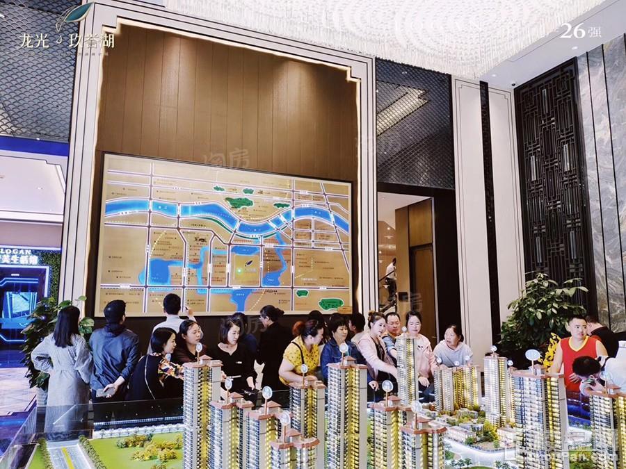 龙光玖誉湖实景图
