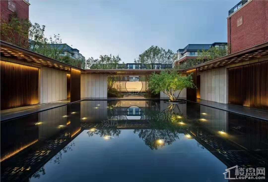 雅居乐富春山居实景图