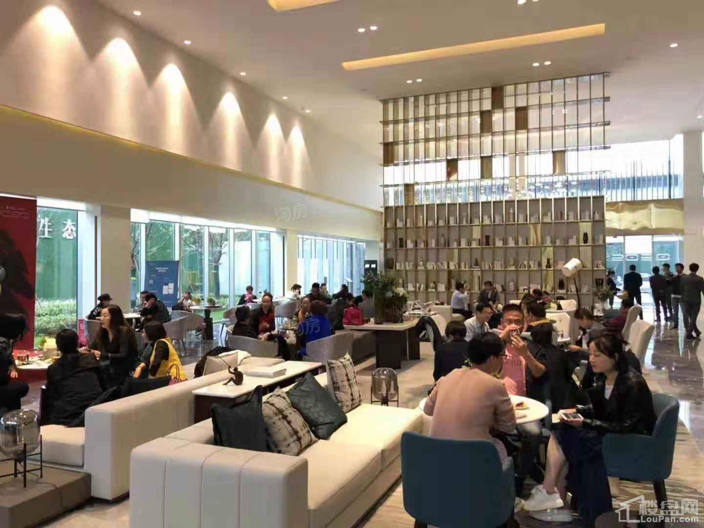 公元2020实景图