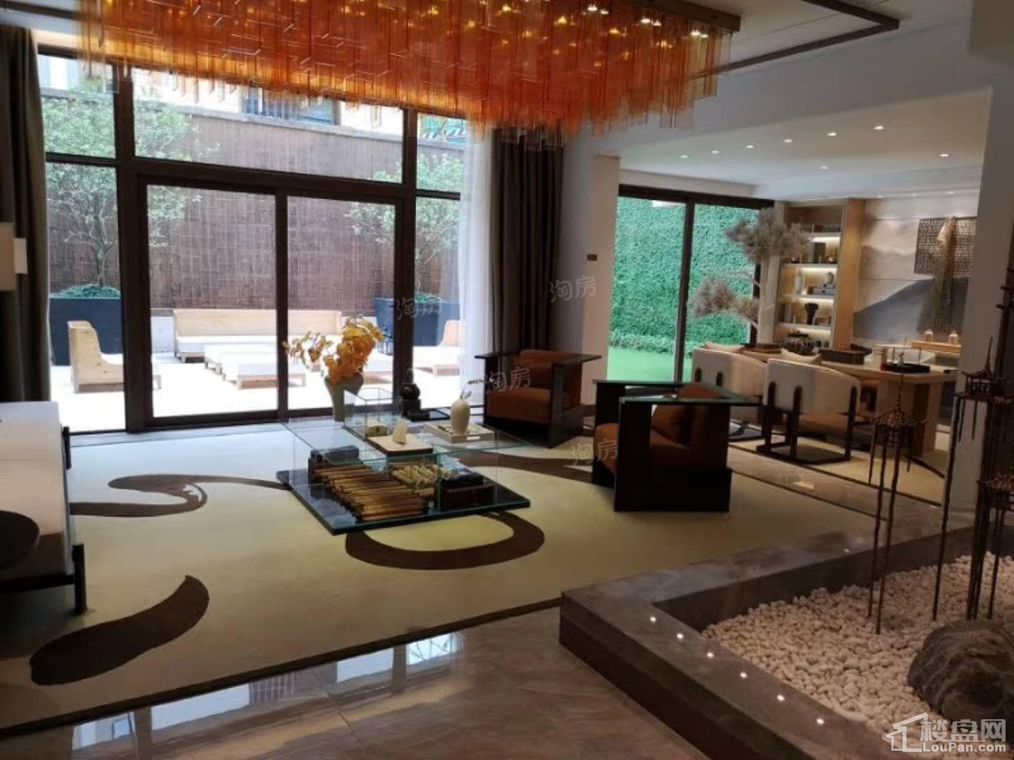 万科白石湖东样板间