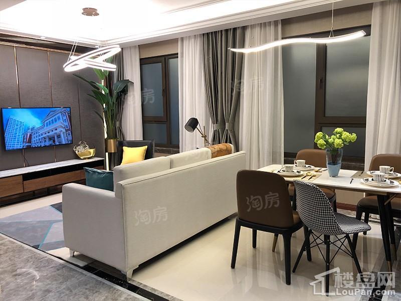 富力新城样板间