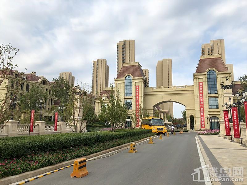 富力新城实景图