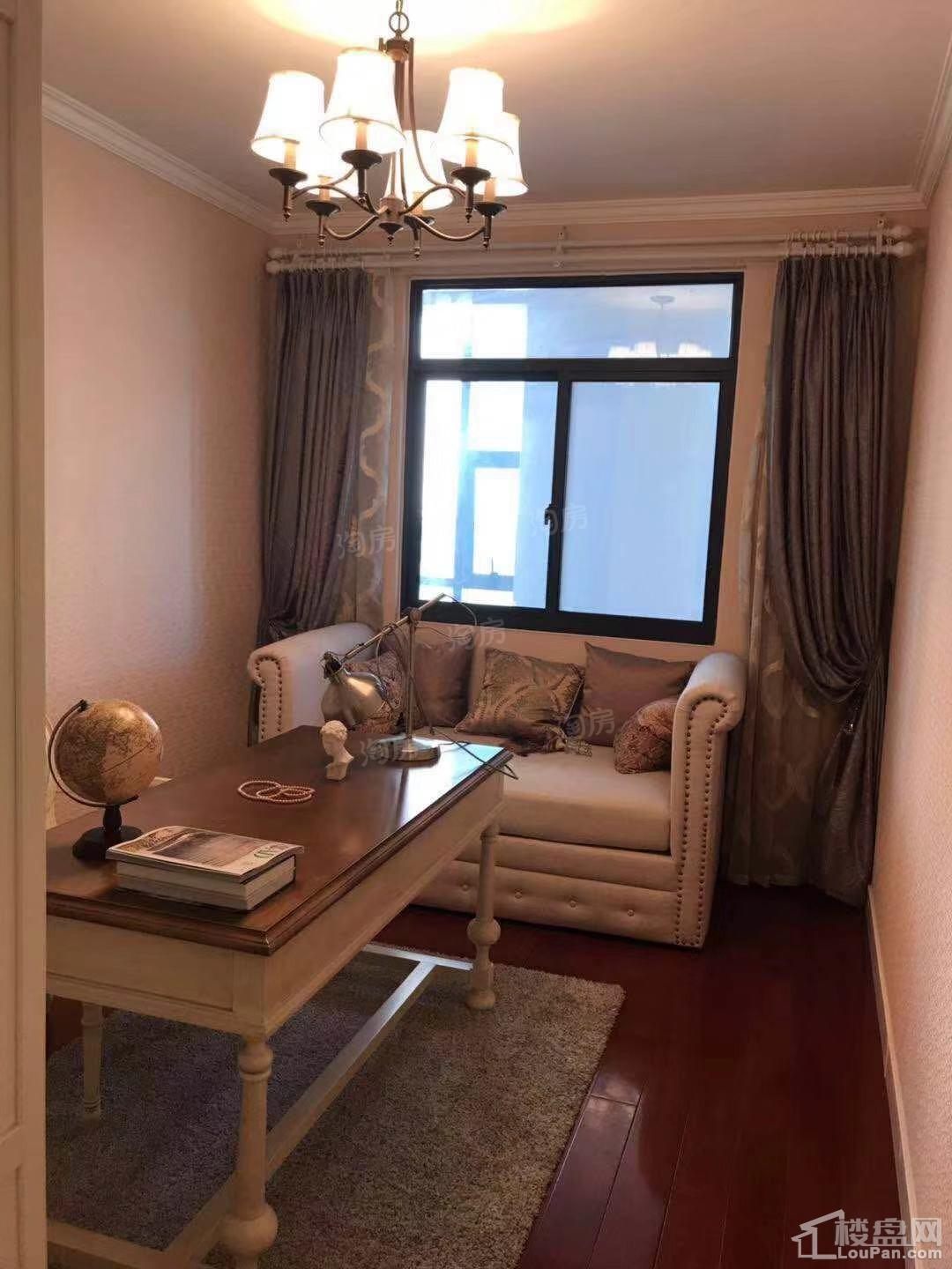 九龙湾树人园样板间