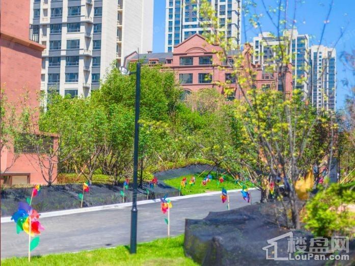 招商贝肯山实景图