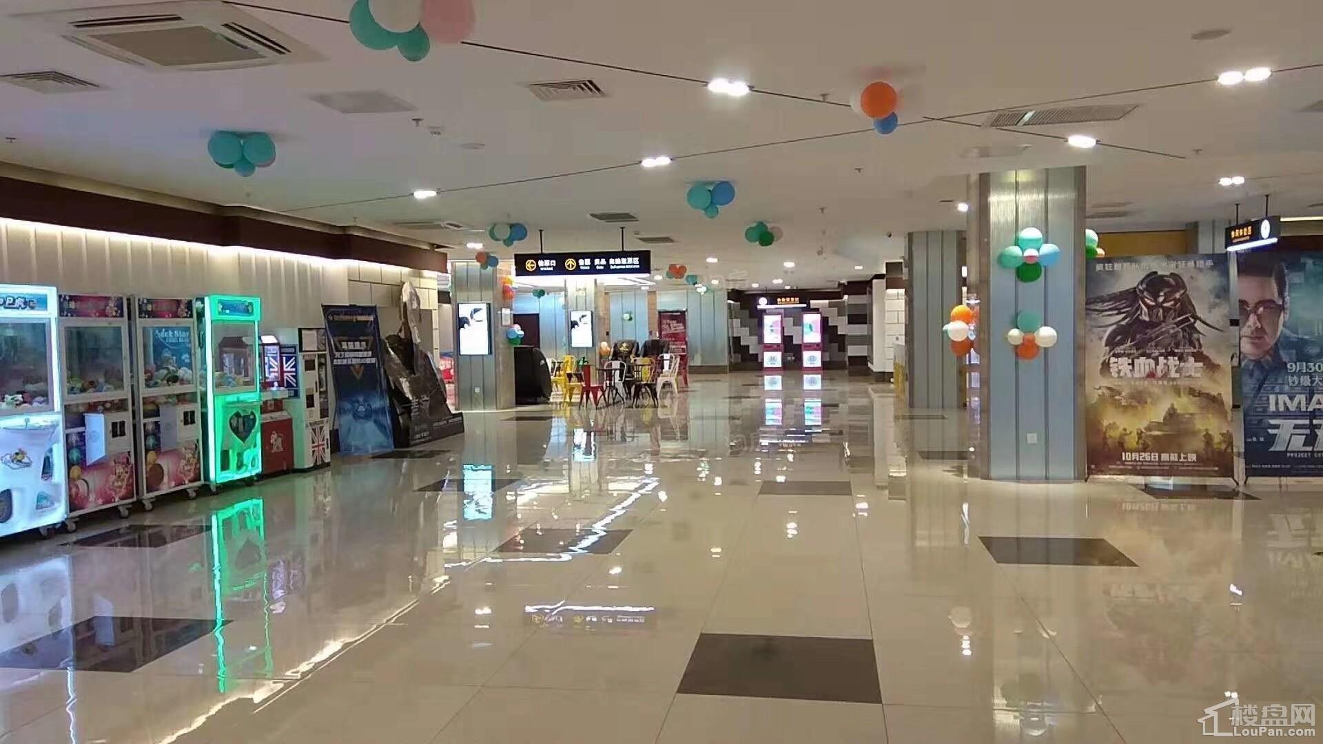 润辉广场实景图