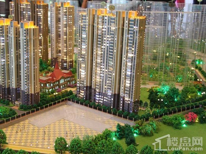 恒大中央广场实景图