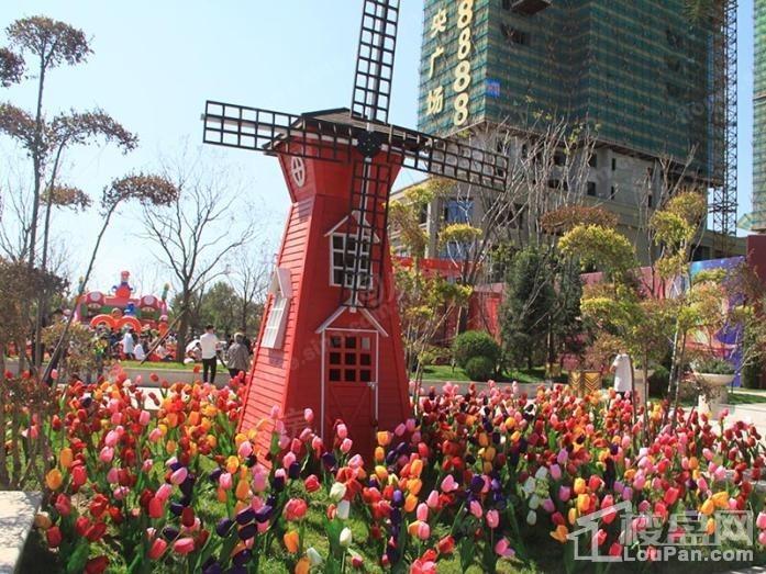 恒大中央广场实景图