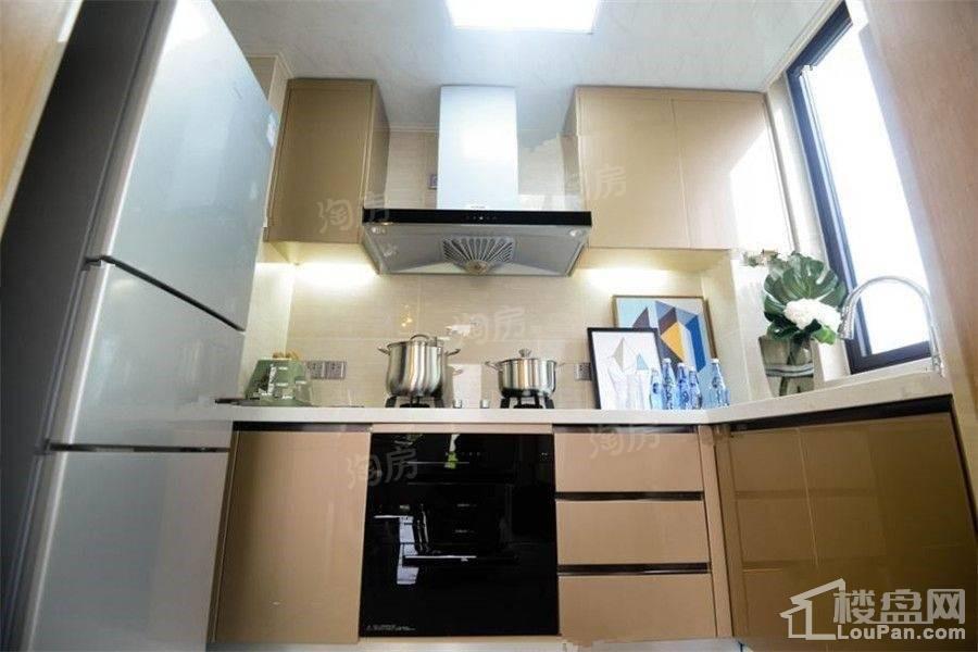 荣盛祥云府样板间