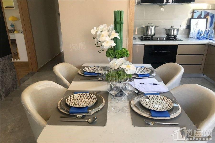 荣盛祥云府样板间