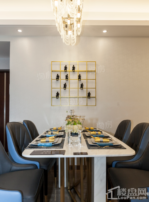 龙居东郡样板间