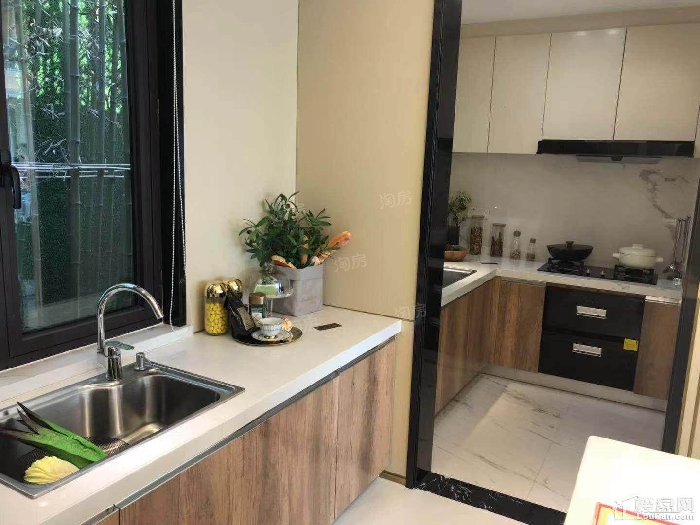 恒顺澜山悦样板间