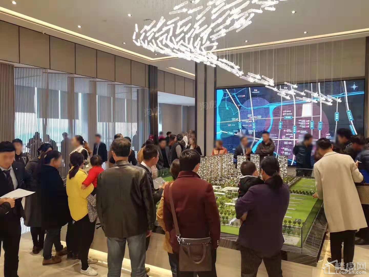 万科翡翠云台实景图