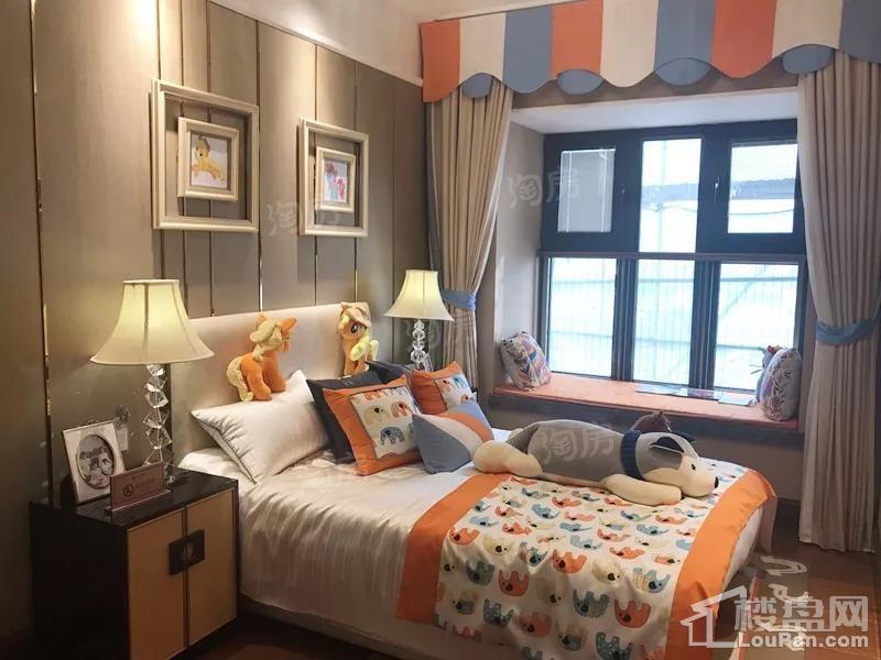 恒大华府样板间