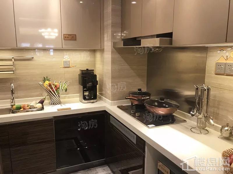 恒大华府样板间