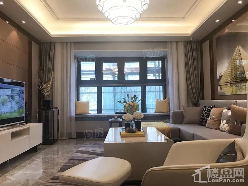 恒大华府样板间