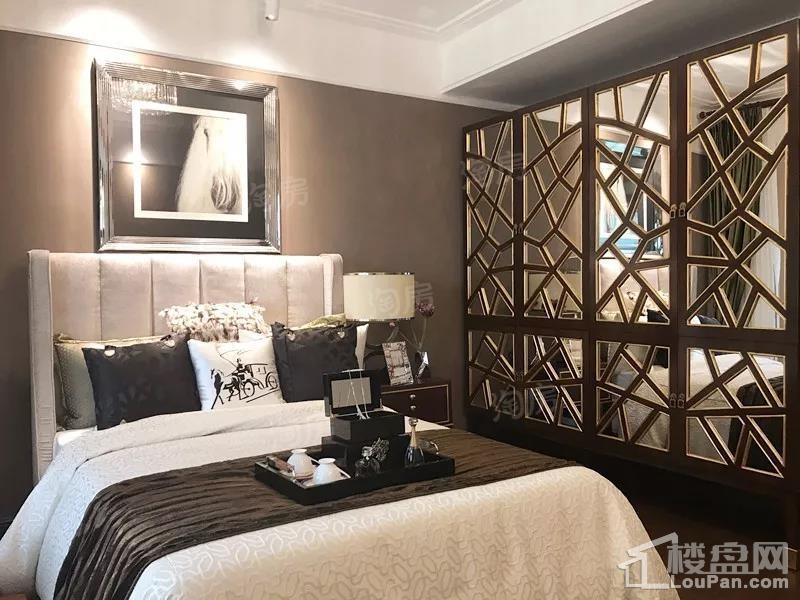 恒大华府样板间