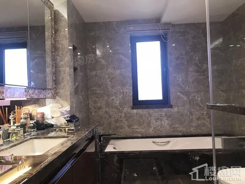 恒大华府样板间