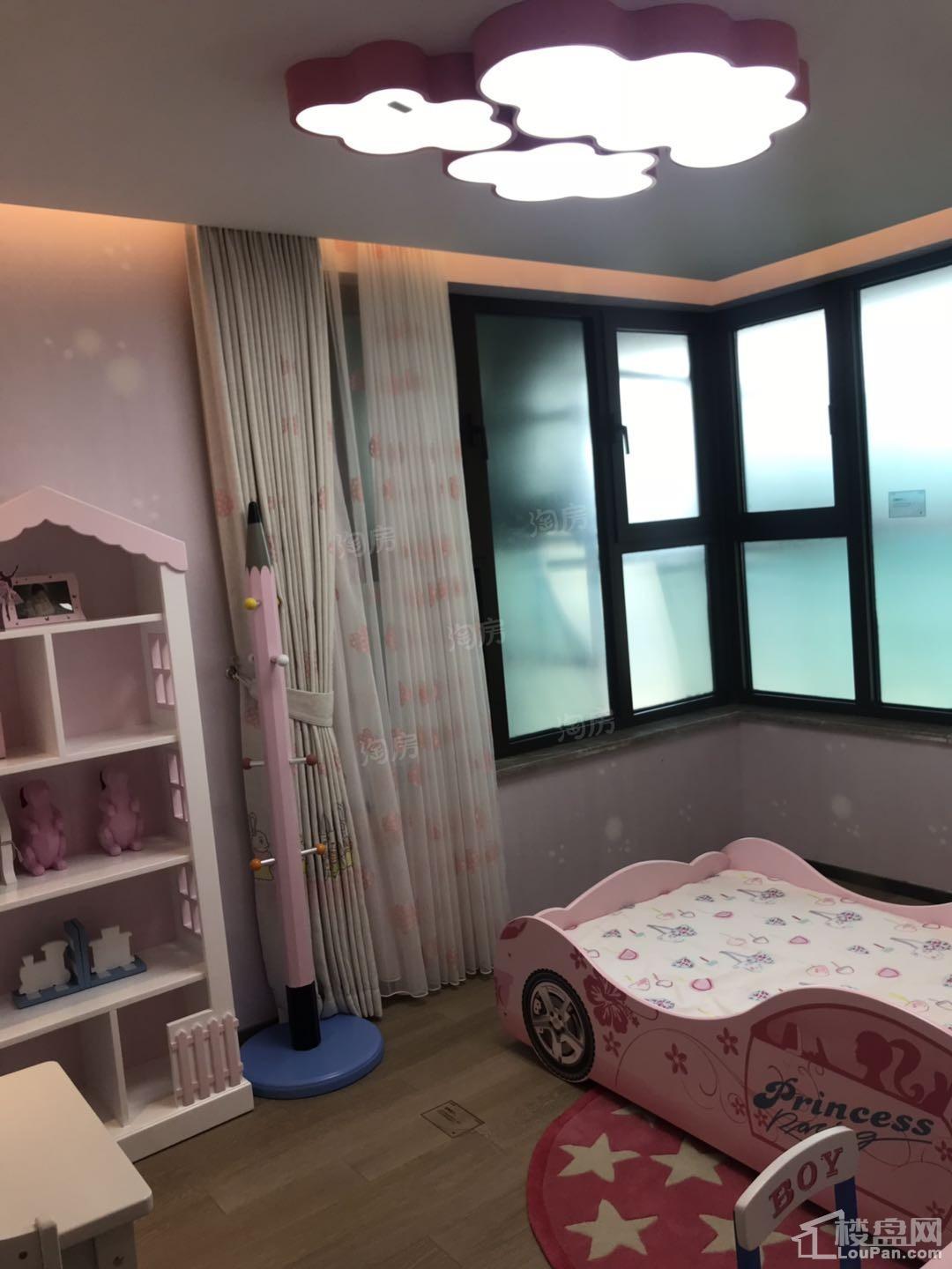 北辰观澜府样板间