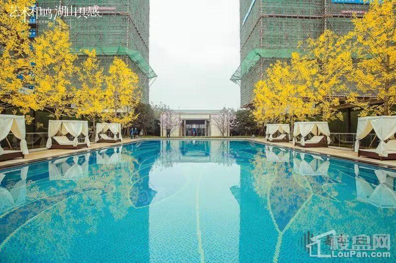 越秀·湖山悦实景图