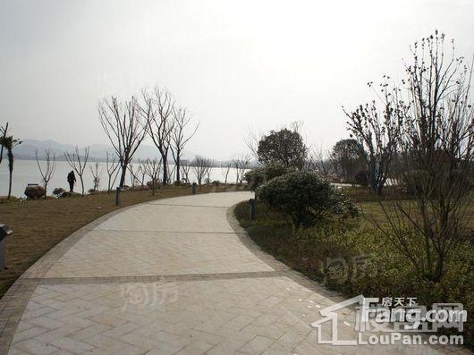 华伟梅溪湖广场配套图