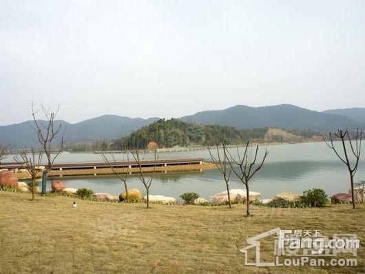 华伟梅溪湖广场配套图
