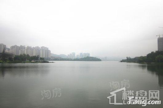 华伟梅溪湖广场配套图