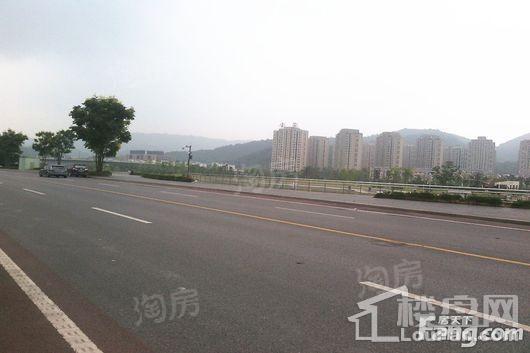 华伟梅溪湖广场配套图