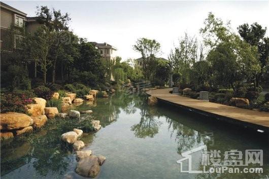 藏珑湖上公馆实景图