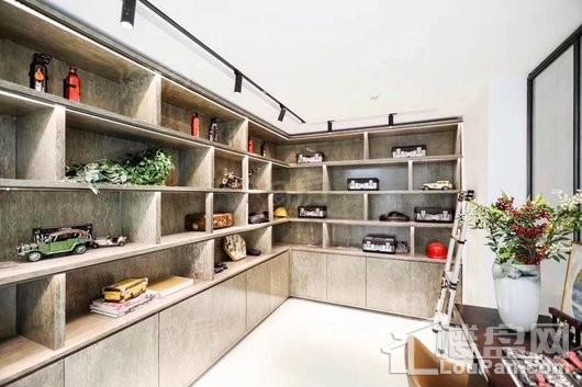 中粮隆玺祥云样板间