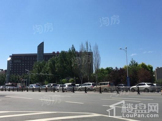 高新悦府配套图