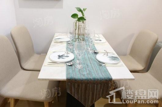 中东红街样板间