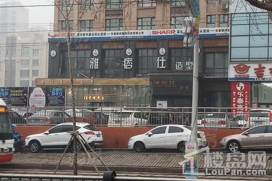 中东红街配套图