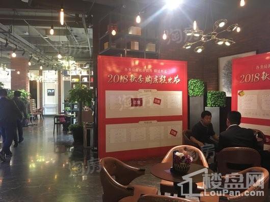 小石城梦想小镇商铺实景图