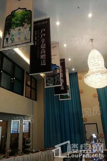 富禹依云蓝湾实景图