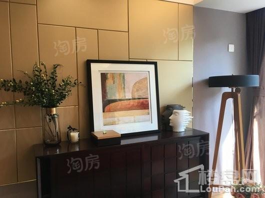 亿博隆河谷样板间