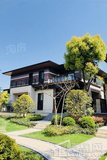 城开御瑄实景图