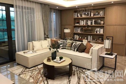 文通拾里间样板间