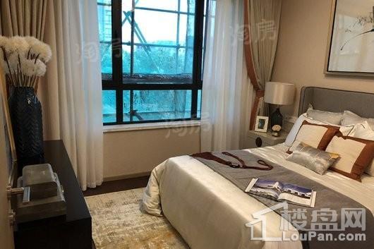 文通拾里间样板间