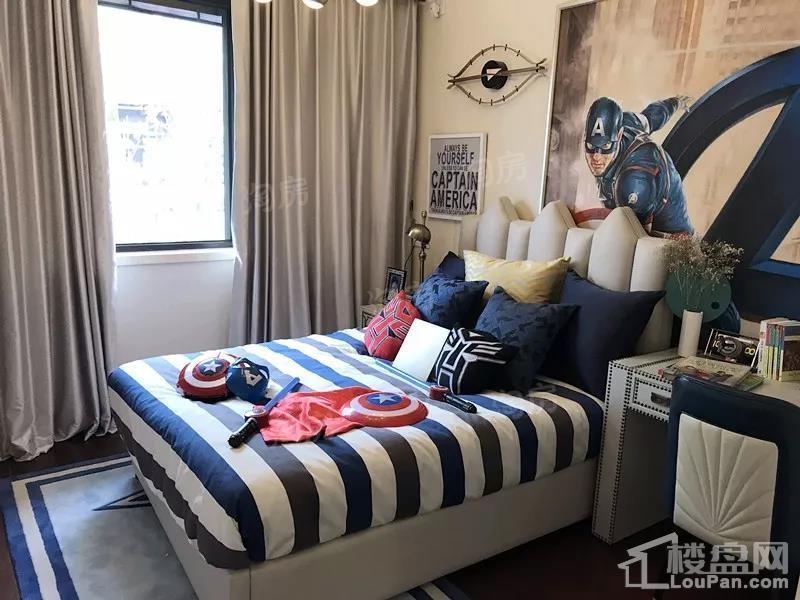 蓝光雍锦园样板间