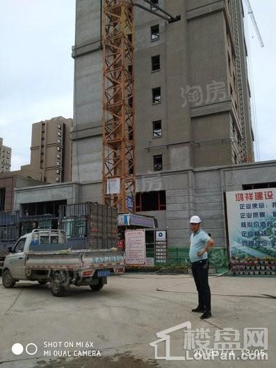 保利金香槟实景图