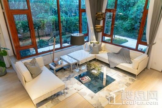 东滩花园样板间