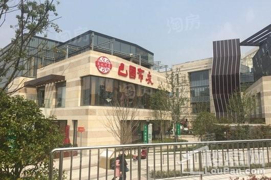 七宝宝龙城实景图
