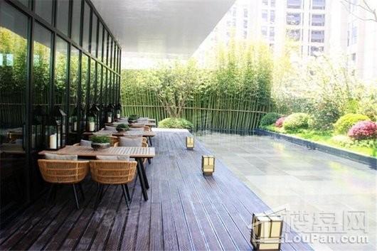 禹洲雍贤府实景图