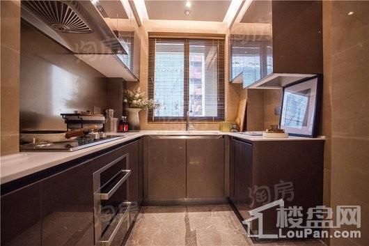 禹洲雍贤府样板间