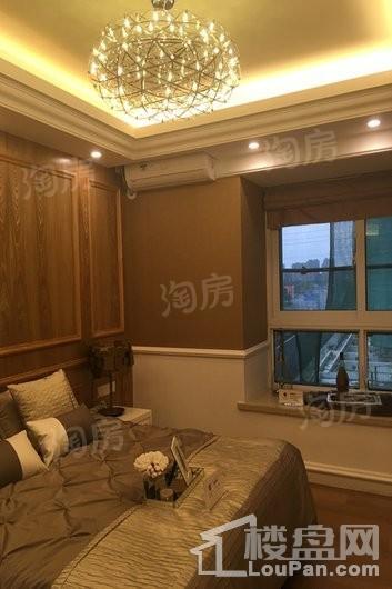 花园里样板间