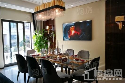 中金海棠湾别墅样板间